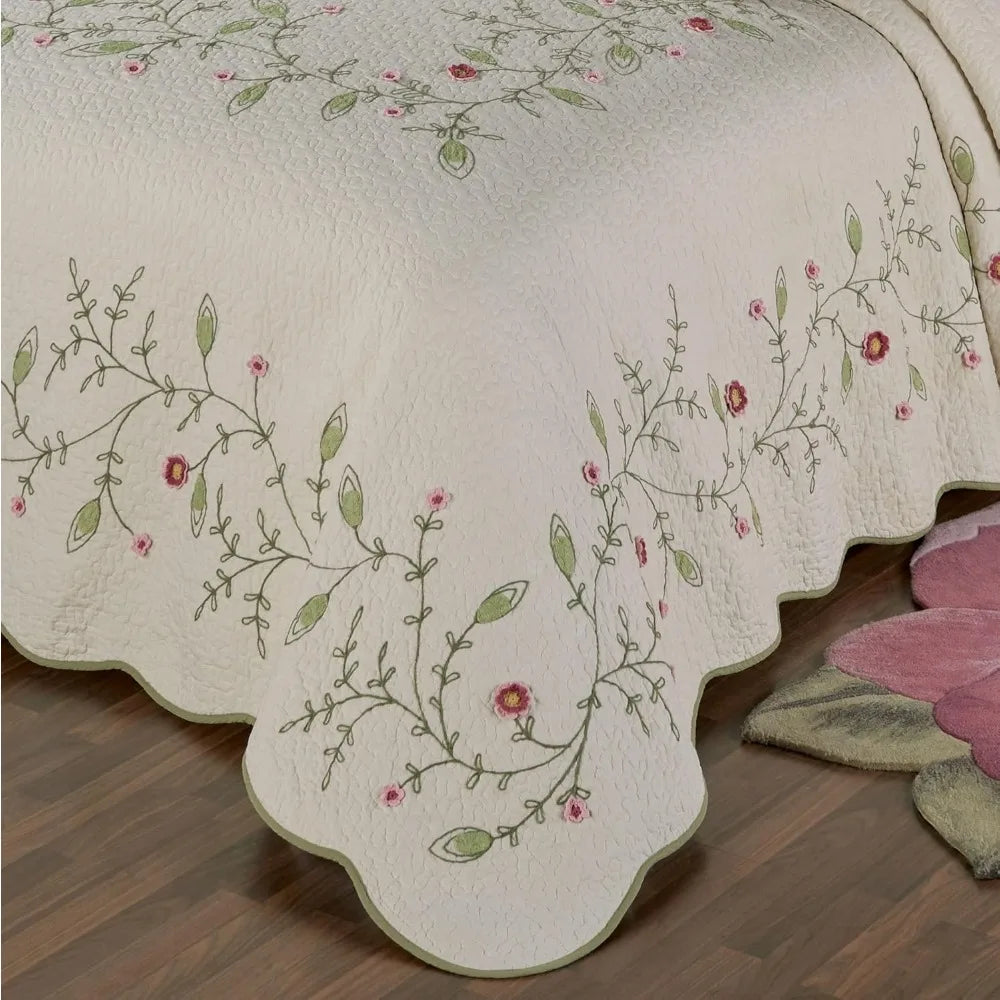 Cottage Garden Bedding Quilt With Fiber Art Floral Vines