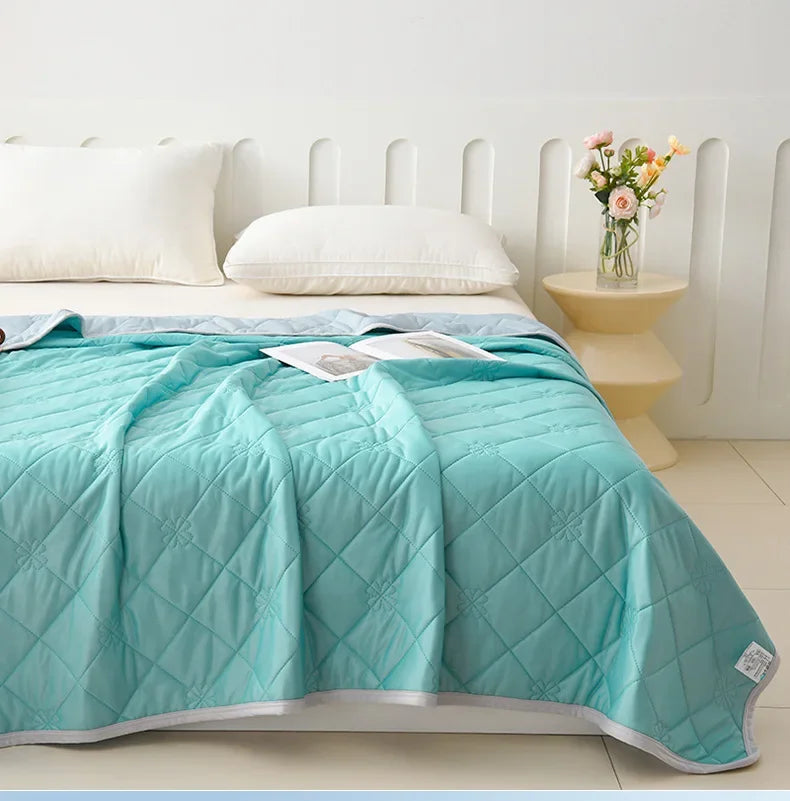 Hubei Soft Summer Quilt Duvet Ice Silk Comforter Premium