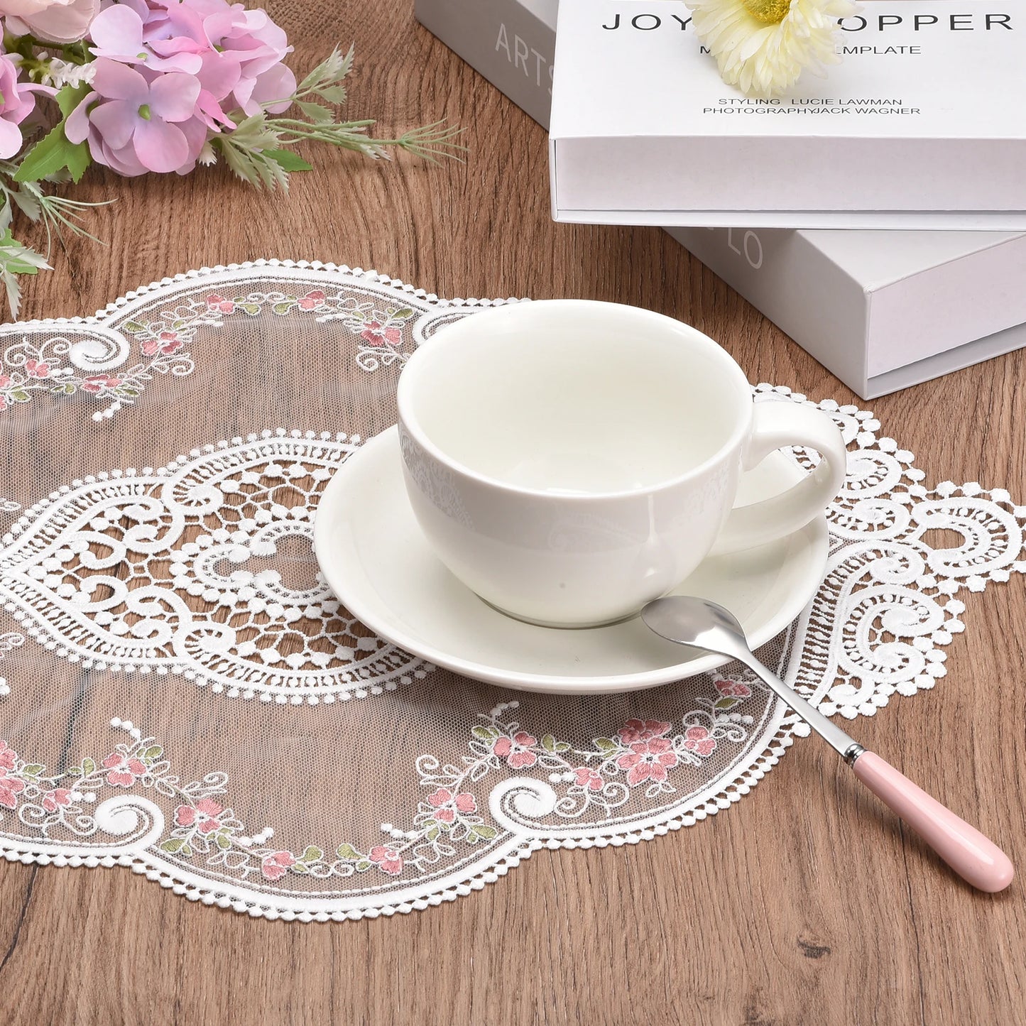 UXCELLCN Retro Lace Placemat Embroidered Table Mats Doilies