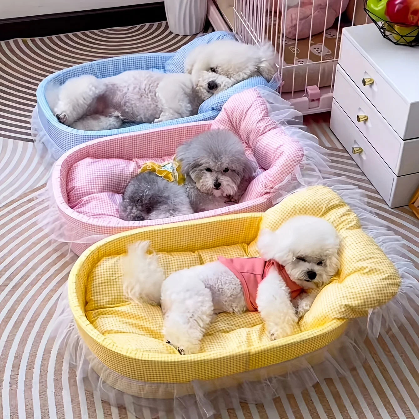 Cute Lace Trimmed Pet Princess Bed For Small Dogs Cats