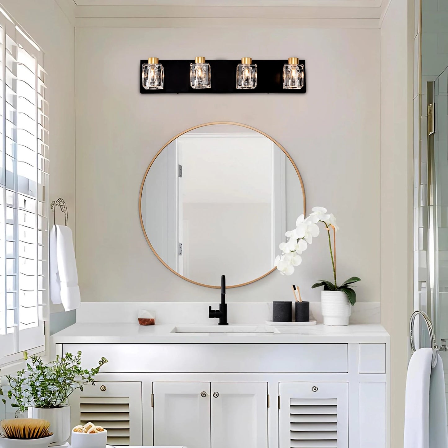 4 Light Bathroom Vanity Fixture With Crystal Glass Shade