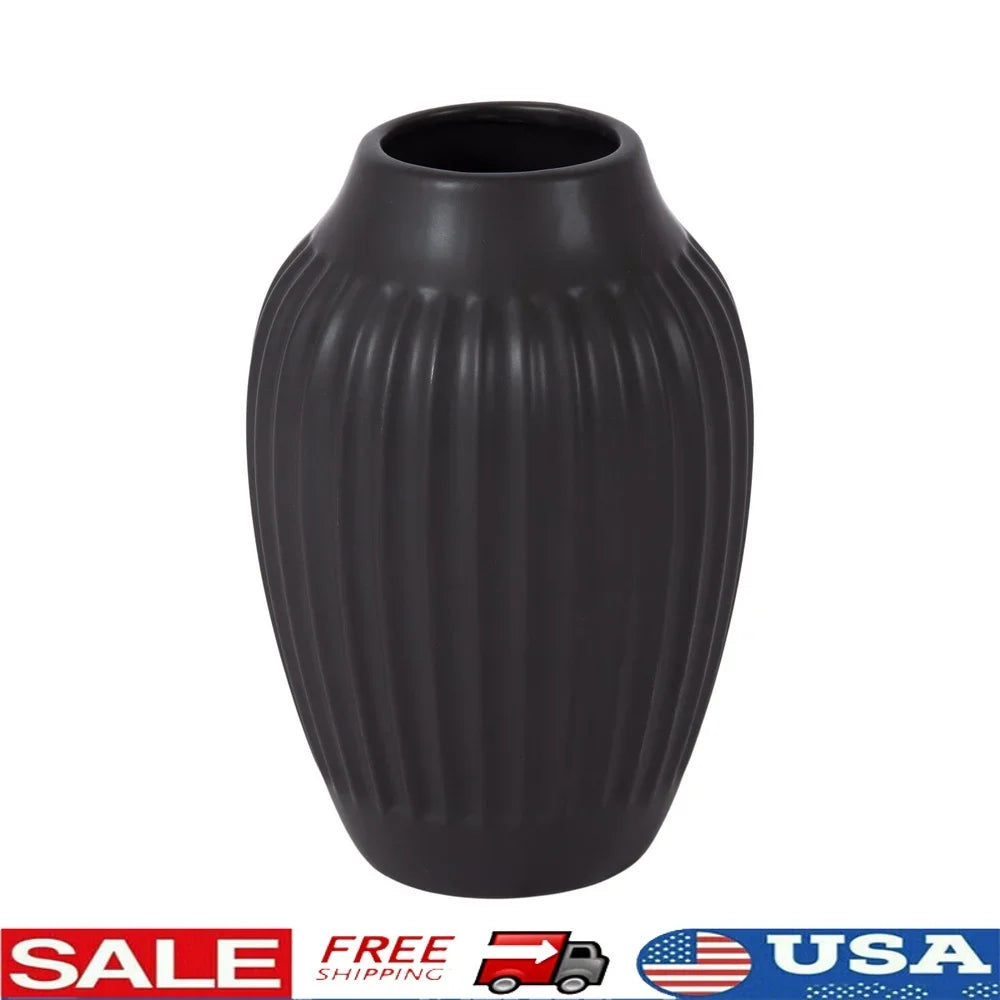Ribbed Ceramic Curved Vase For Tabletop Decor Gifts