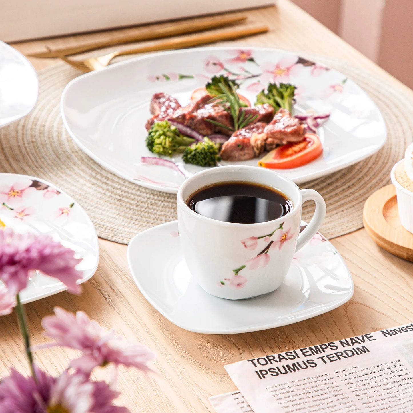 MALACASA Annie 60 Piece Dinnerware Set Porcelain Plates Cups Saucers